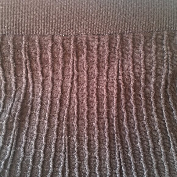 Suzy Shier Brown Skirt A line Viscose Med H2H-1018-2- Stretch Ribbed Waist. - Picture 5 of 7